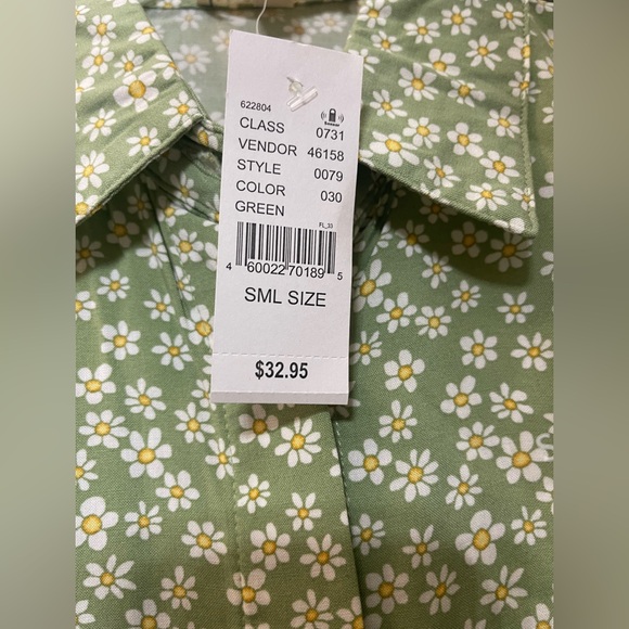 NWT PacSun Green Daisy Blouse Wmn Size Small - Picture 4 of 6